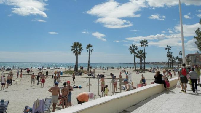 Apartamento En Torrevieja A 50M Playa Exterior photo